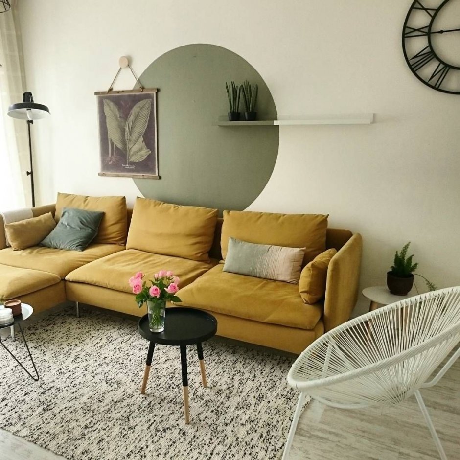 Классические диваны для гостиной малогабаритной квартиры
