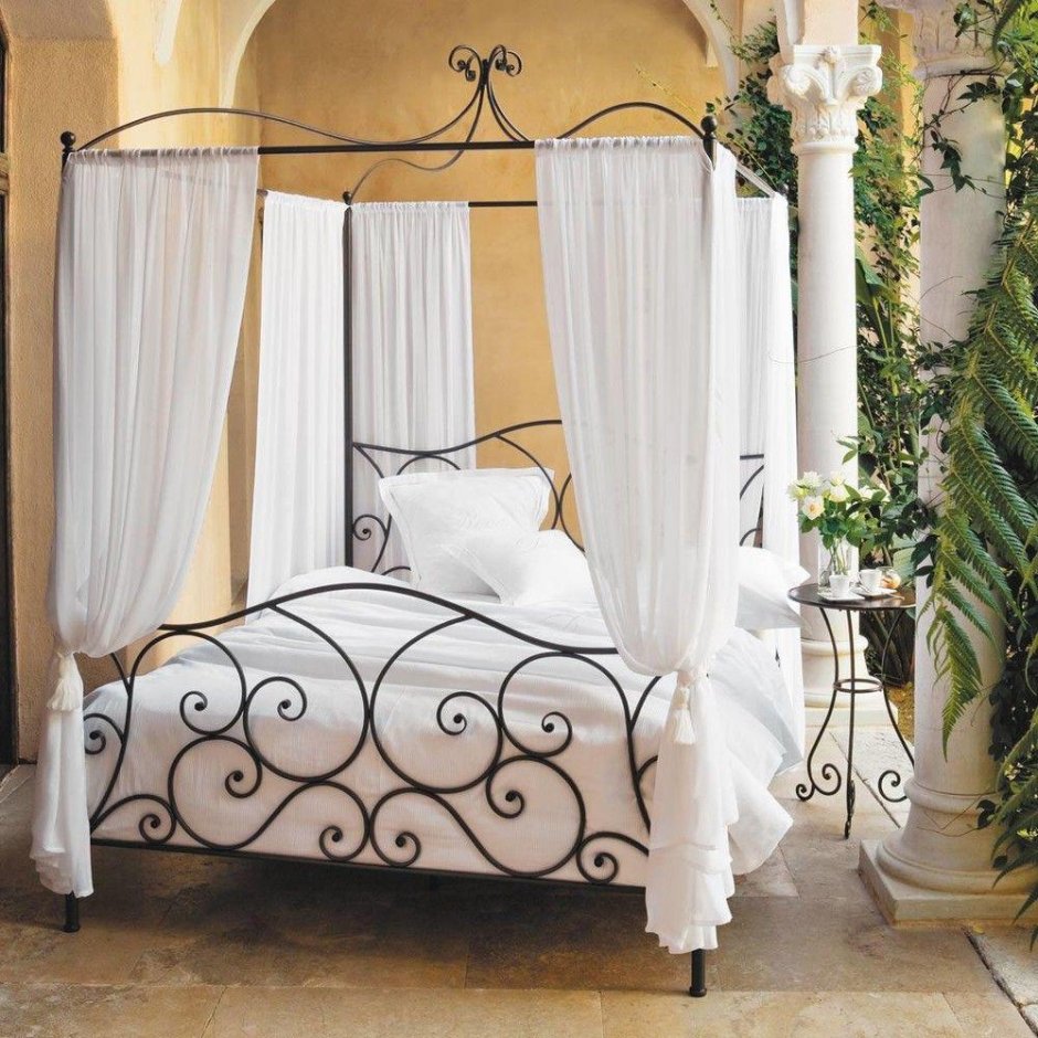 Красивые кованые кровати