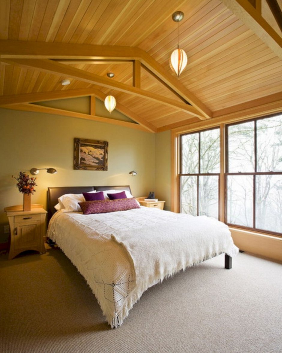 Спальня в деревянной Вагонке
