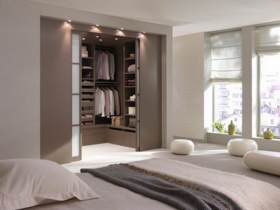 Встроенные гардеробные в спальне