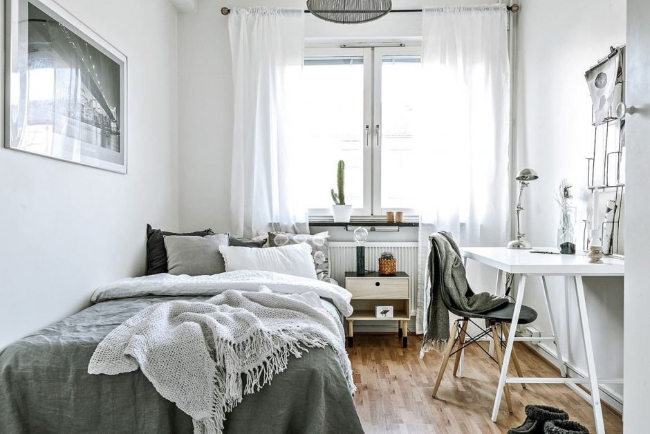 Маленькая уютная спальня в скандинавском стиле