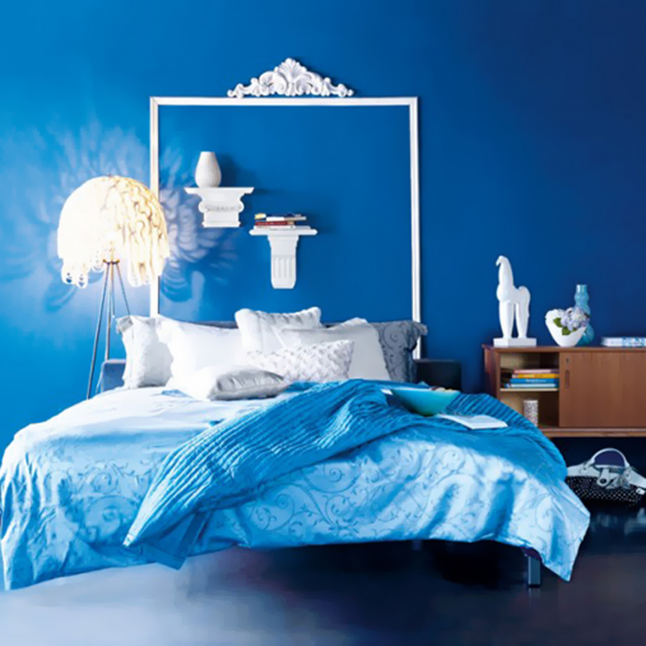 Сине голубая спальня