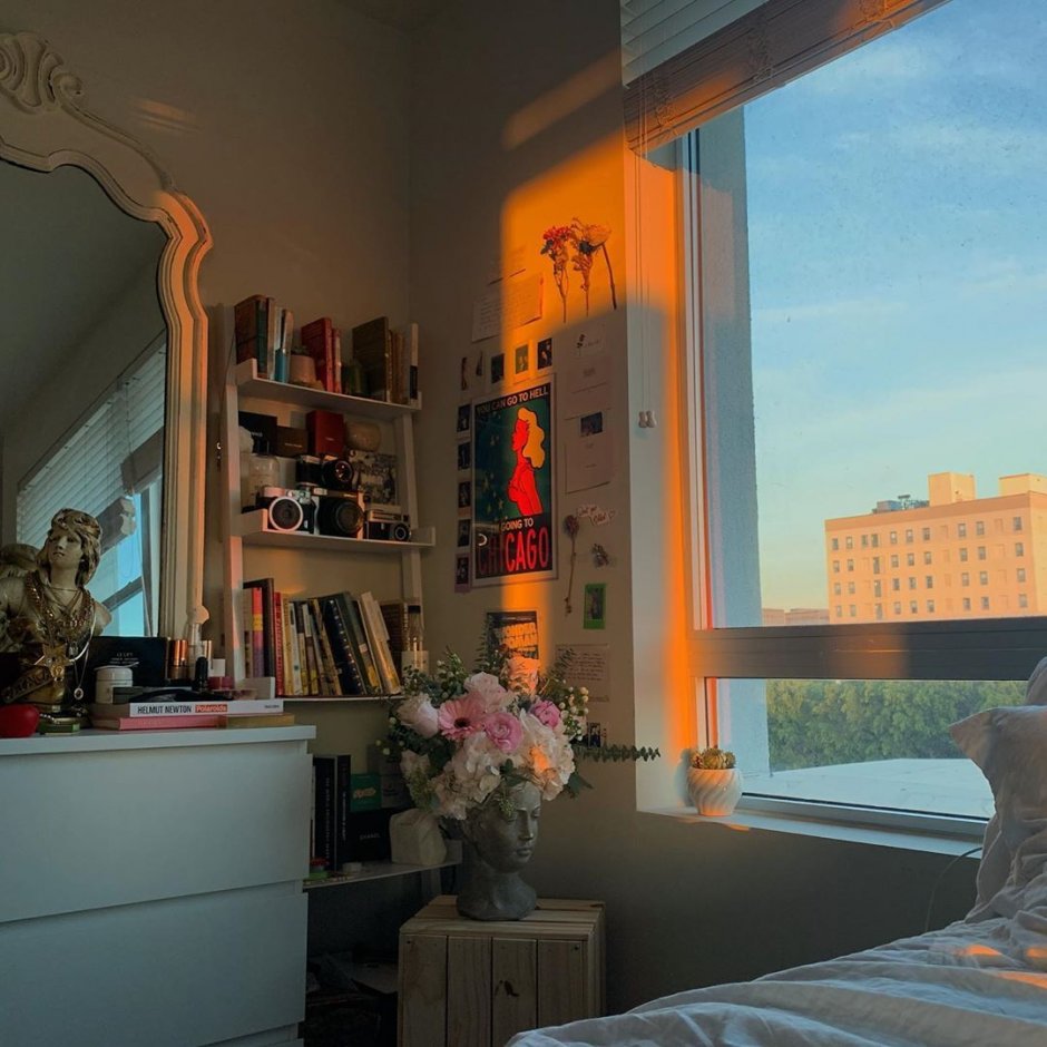 Эстетика комната подростка с окном