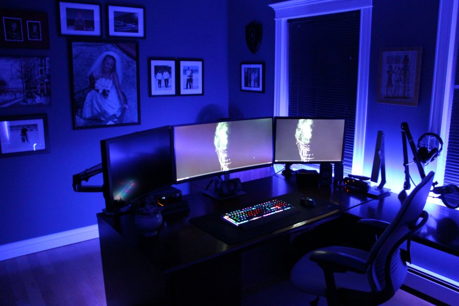 Игровая комната с подсветкой