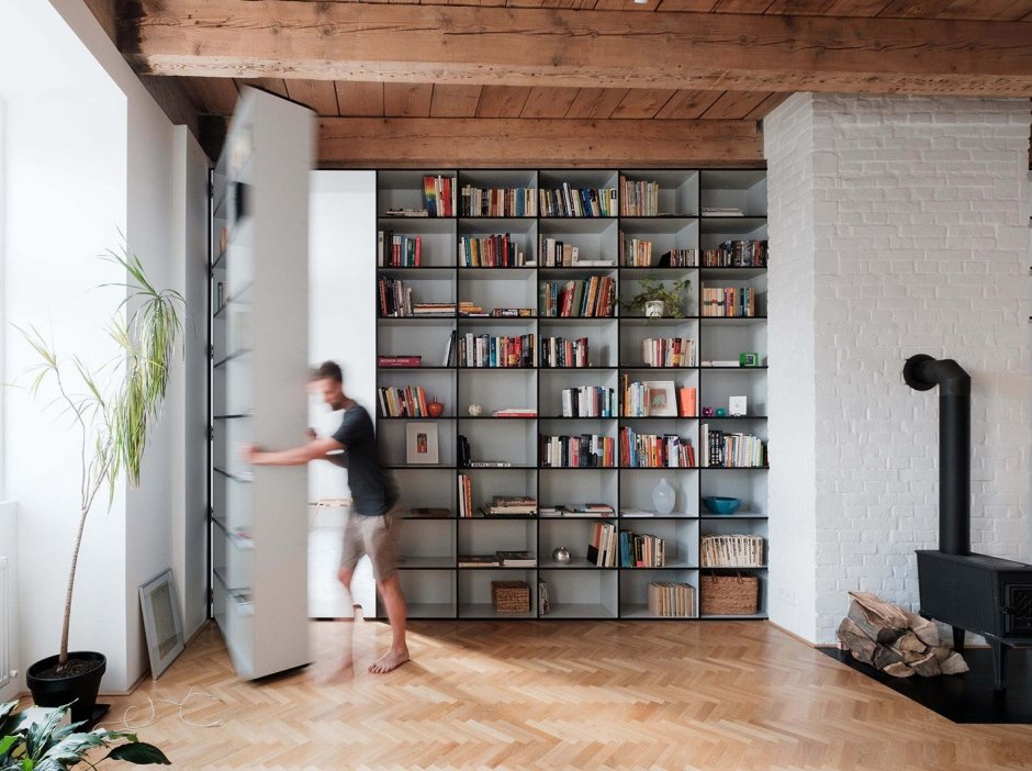 Книжный шкаф с секретом