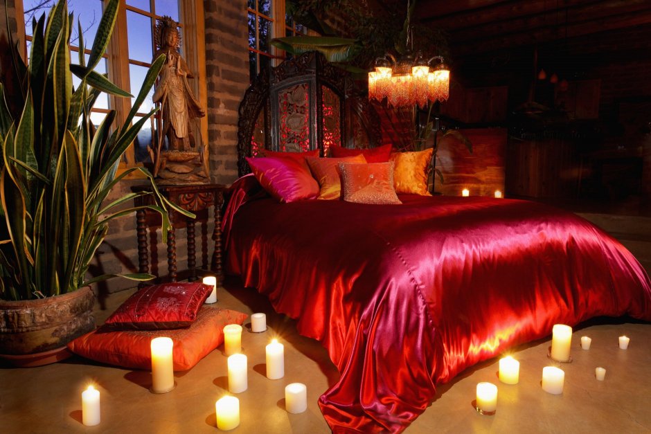 Романтик в спальне