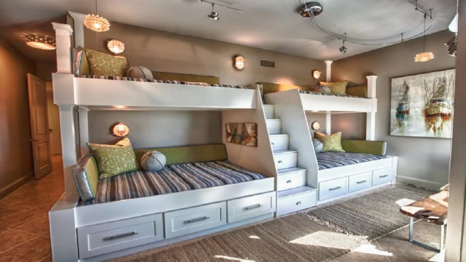 Детские комнаты с двухъярусными кроватями