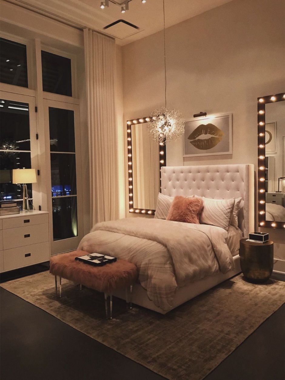 Уютная спальня в современном стиле