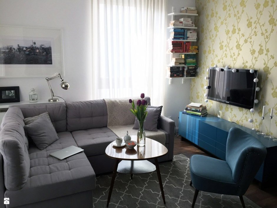Расстановка мебели в гостиной с угловым диваном