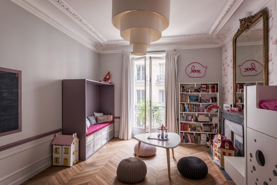 Интерьеры детской комнаты в стиле Париж