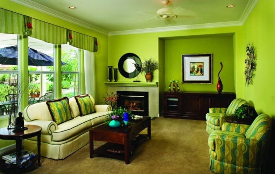 Желто-зеленый интерьер гостиной
