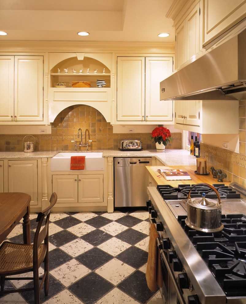 Красивая плитка на кухню. Фартук для кухни в классическом стиле. Красивая плитка для кухни. Фартук для кухни из плитки. Фартук для кухни в классическом стиле из плитки.