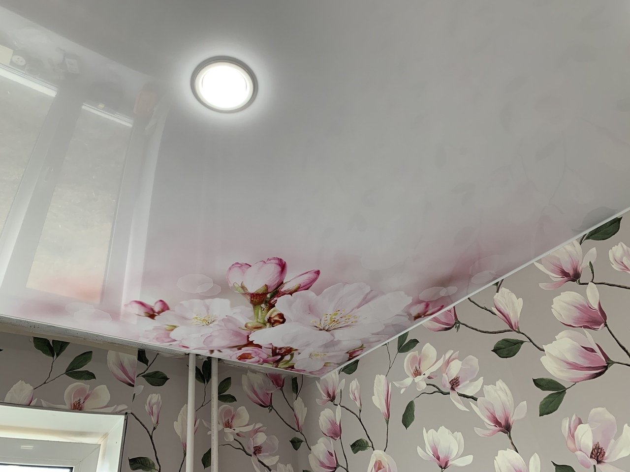 шутерсток фотопечать на натяжные потолки фото ванной