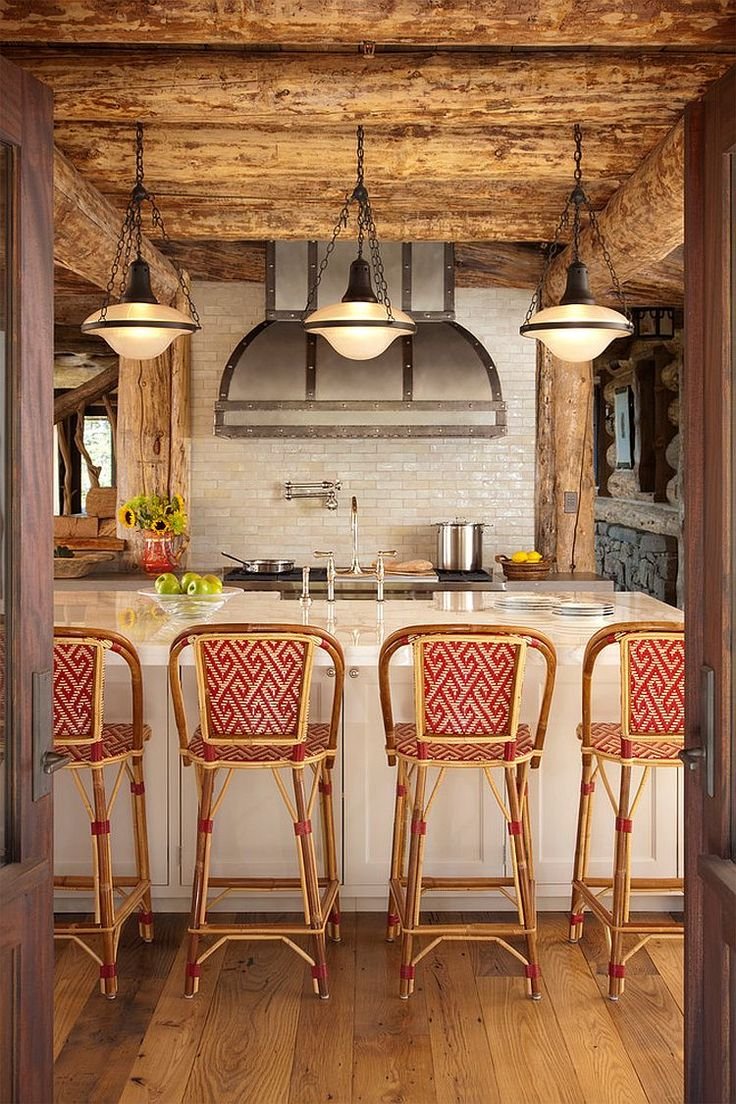 Кухня из дерева в стиле рустик