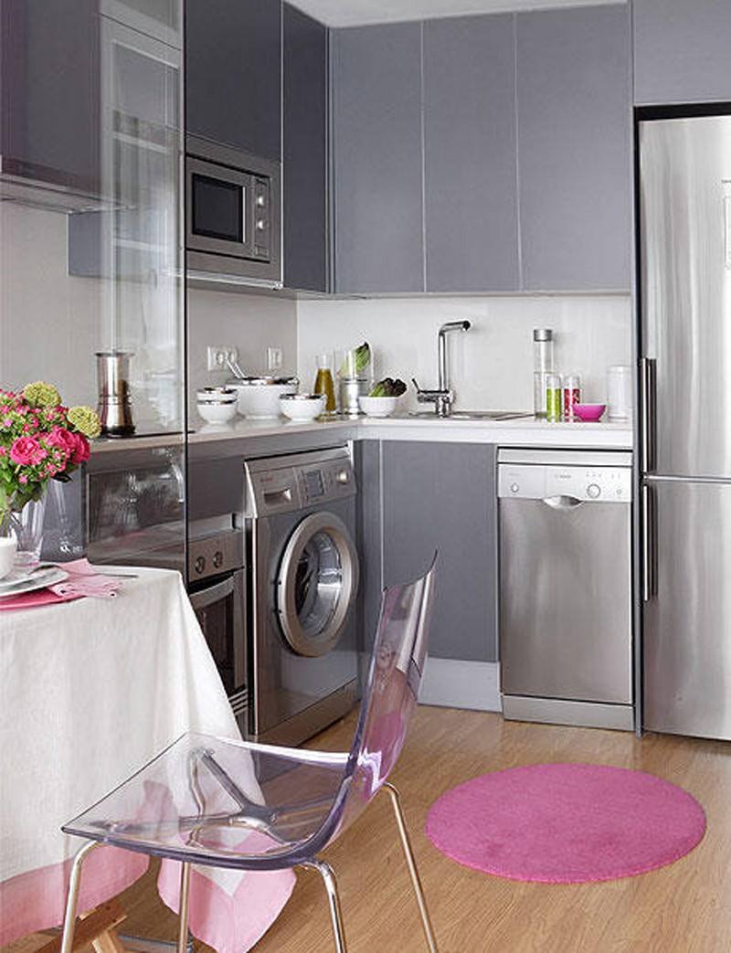 Маленькая кухня со стиральной машиной