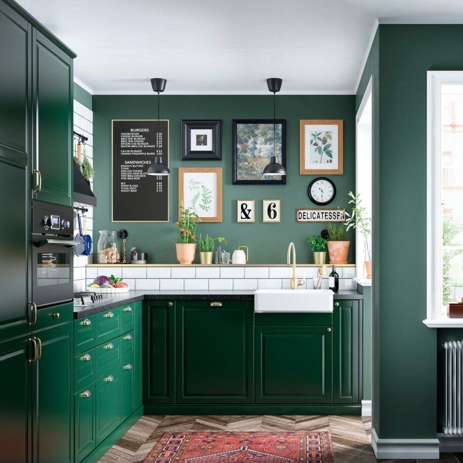 Зеленая кухня в английском стиле (33 фото)