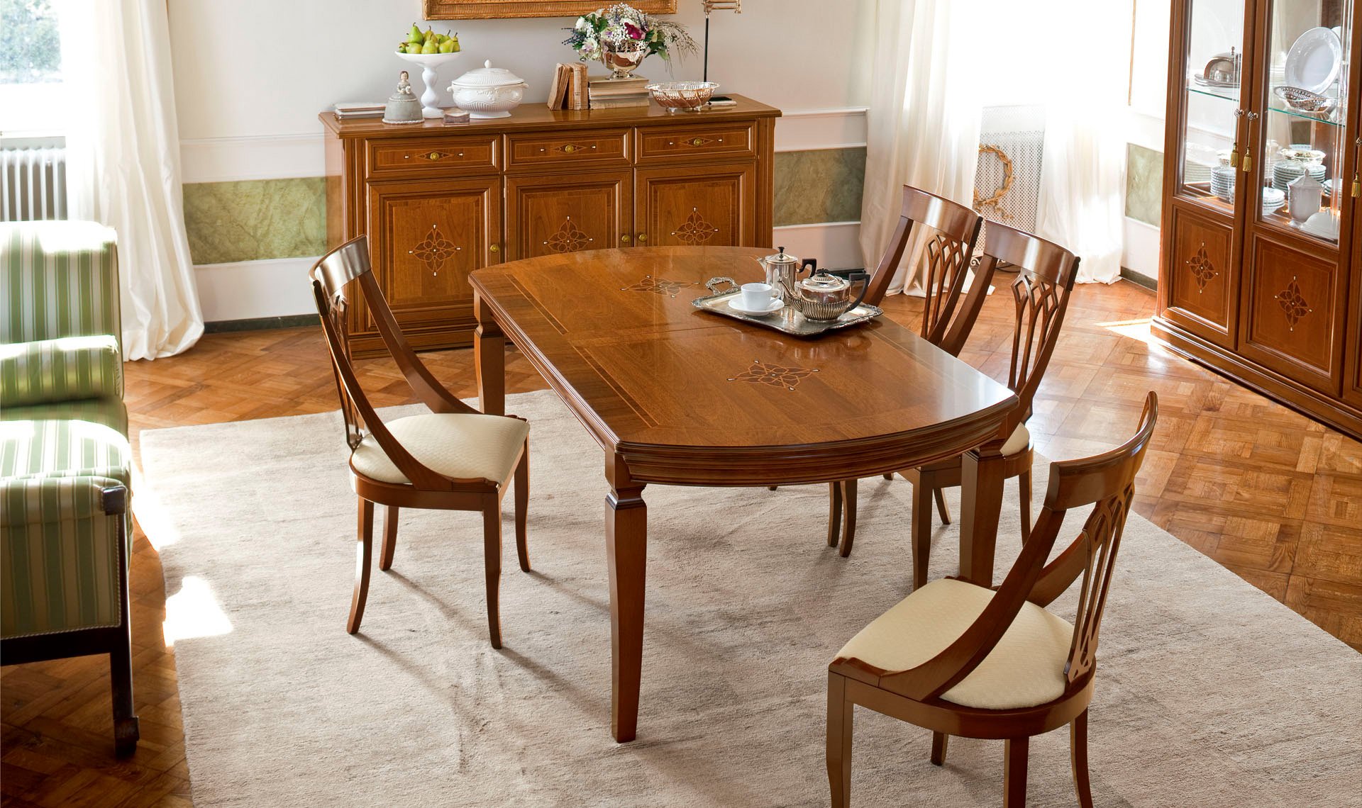 белорусские столы для гостиной
