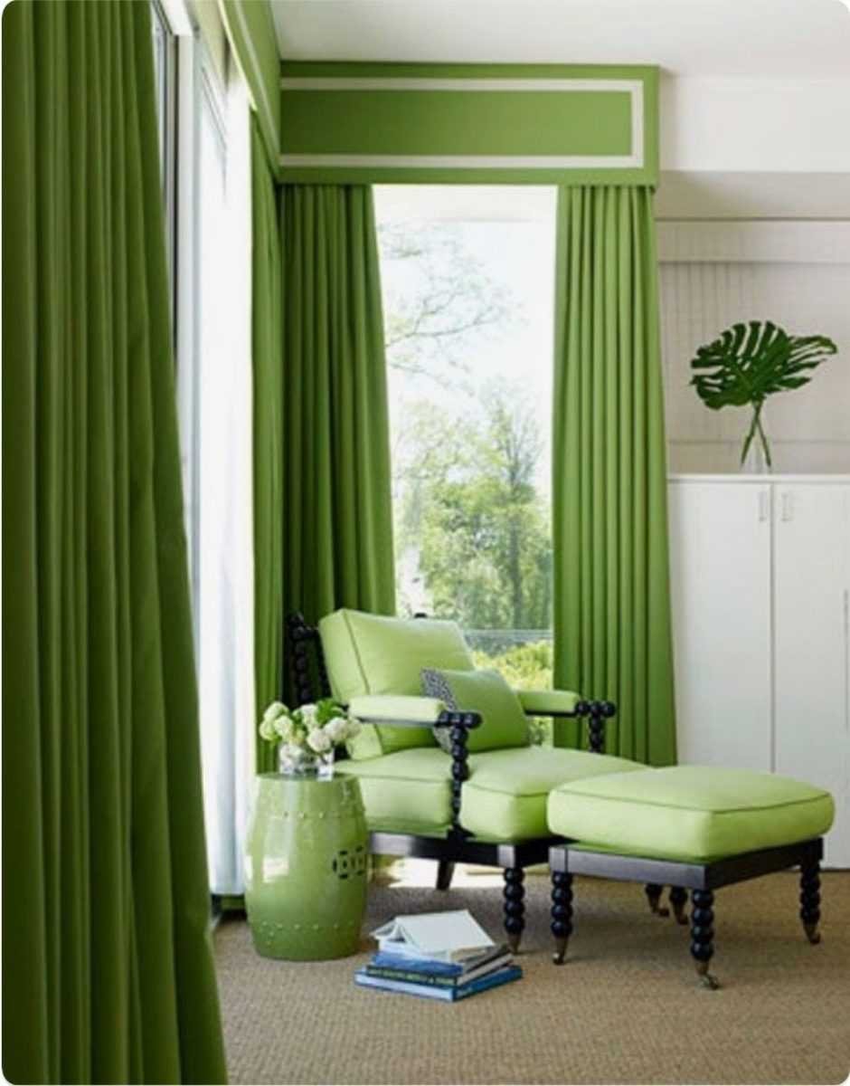 Зеленые шторы в спальню