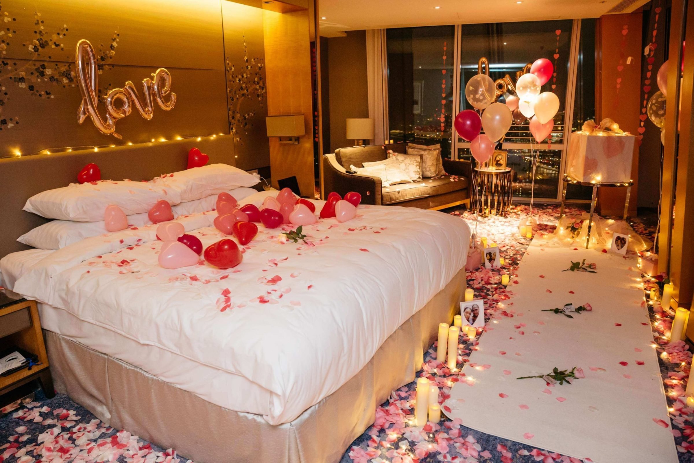 Романтическая обстановка в комнате