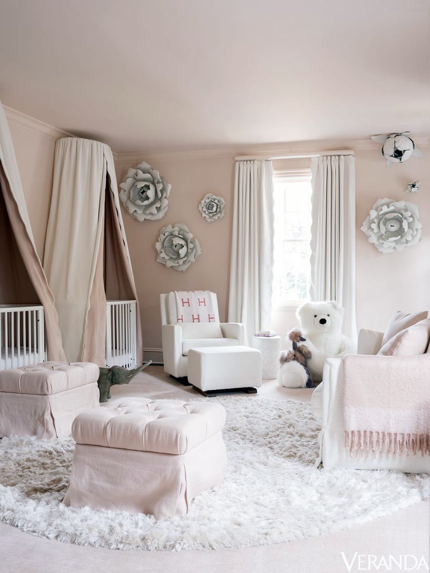 Бежево розовая комната