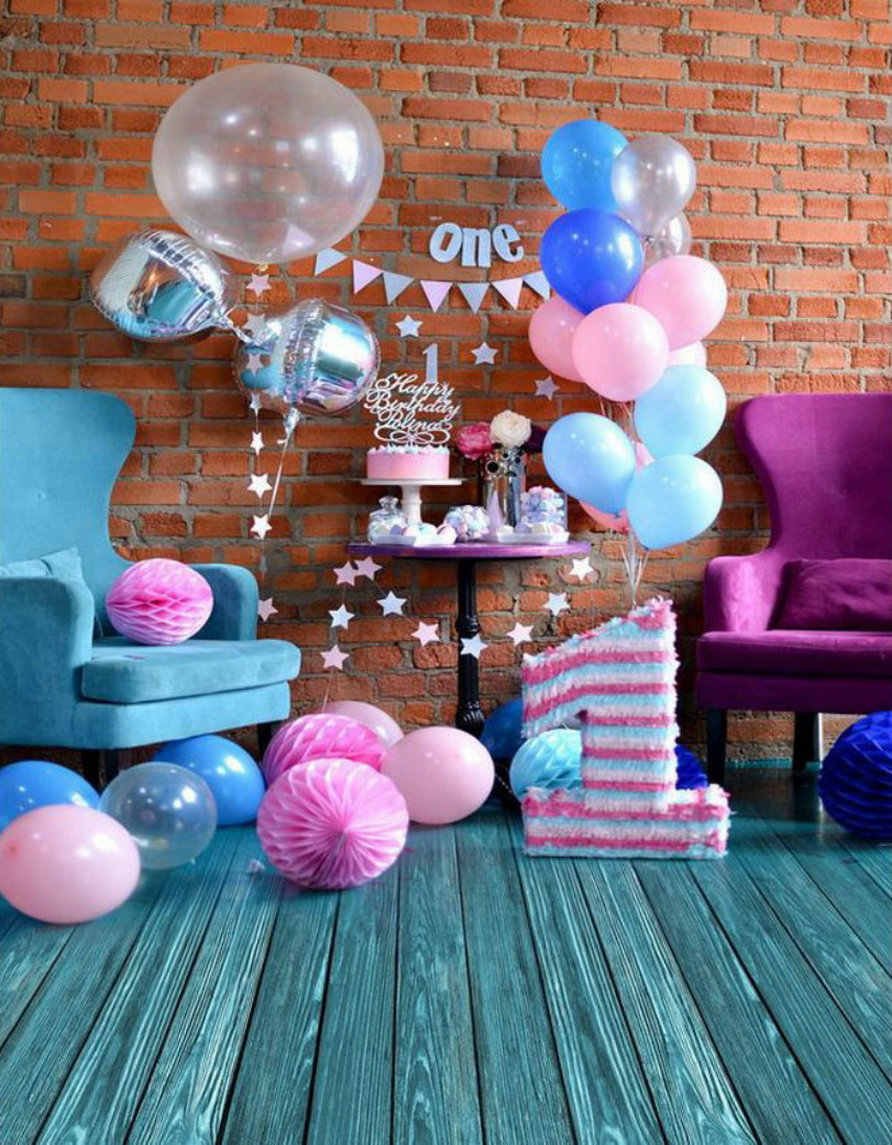 Комната с шариками на день рождения (29 фото)