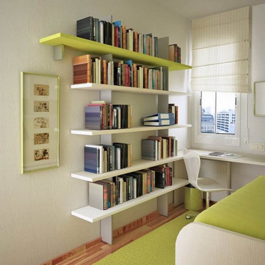 Книжные полки в маленькой комнате