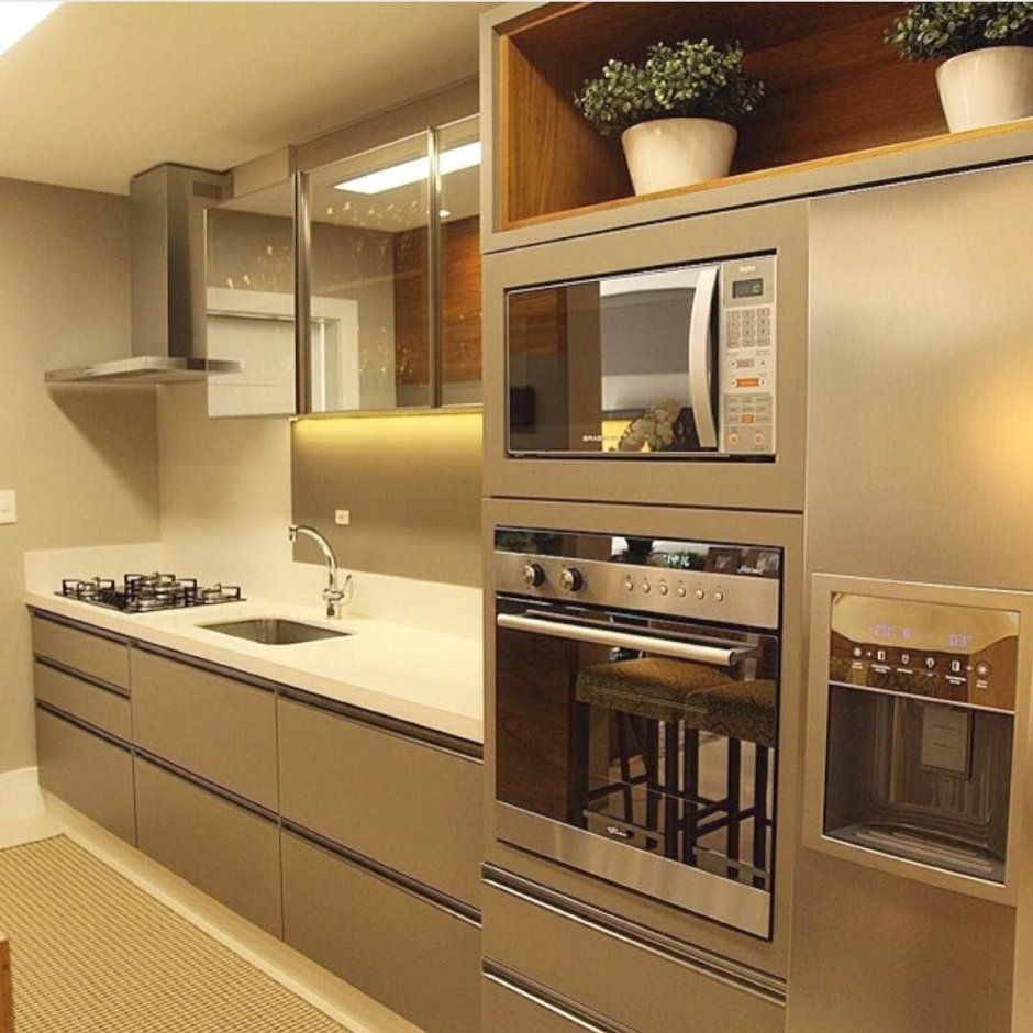Фото кухни с встроенной техникой дизайн фото