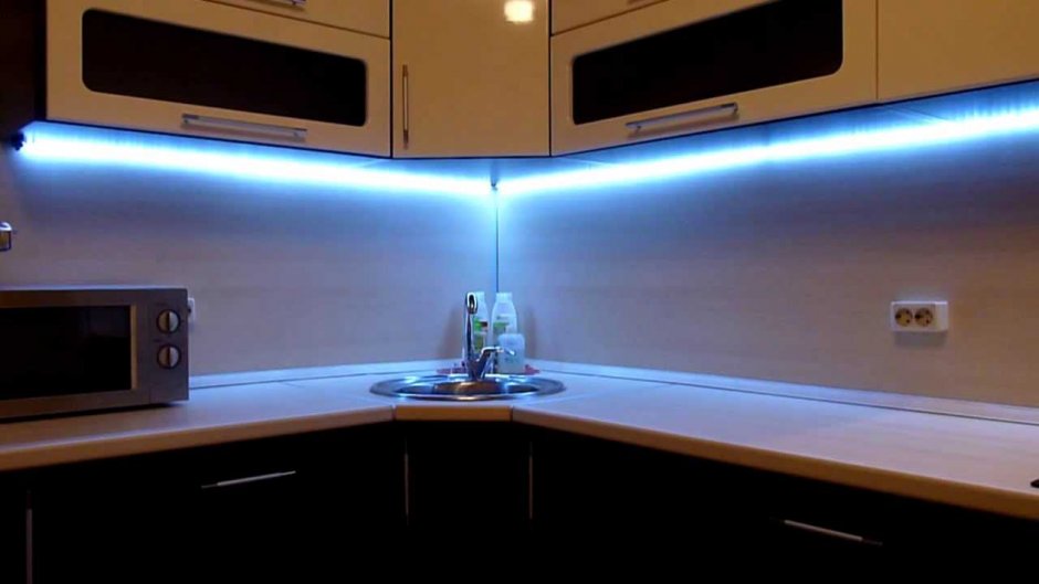 Подсветка кухни светодиодной лентой