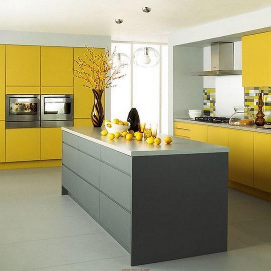 Желтая кухня в интерьере
