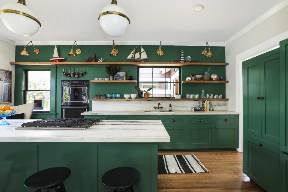 Зеленая кухня в современном стиле