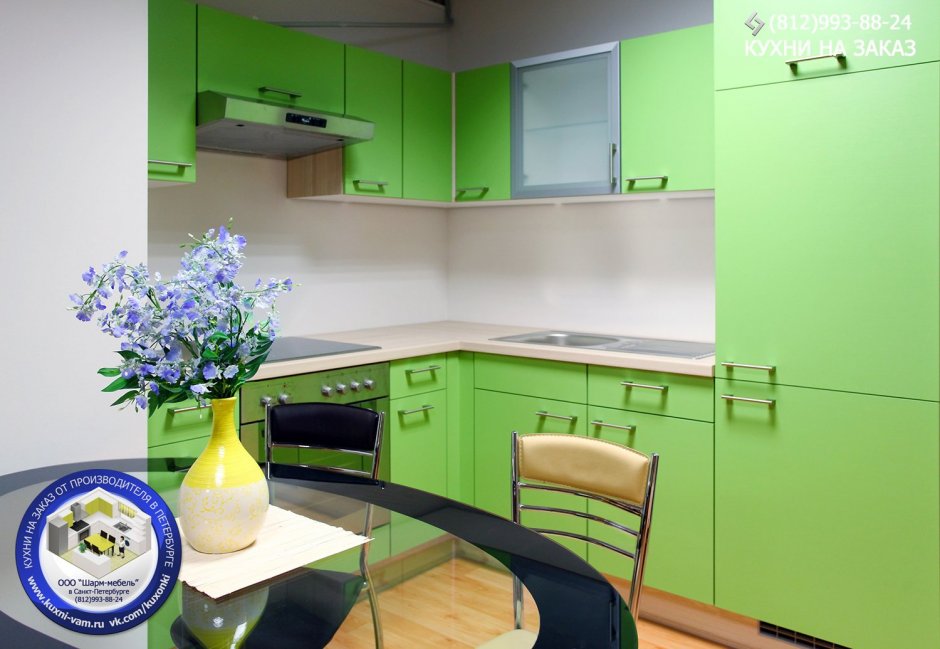 Серо-зеленый цвет в интерьере кухни
