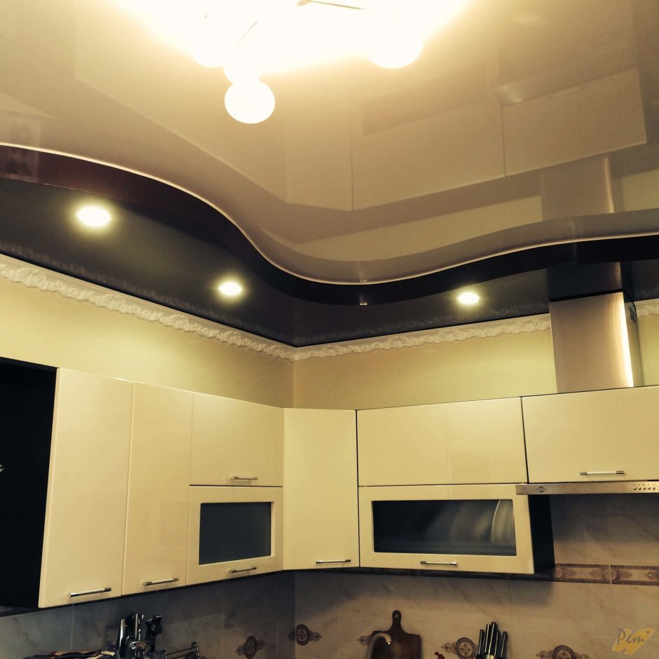 Двухуровневые натяжные потолки на кухне (62 фото)