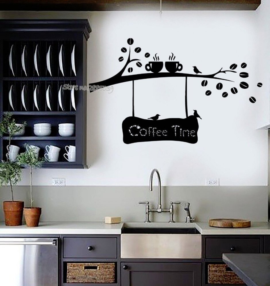 Рисунок на стене на кухне над столом
