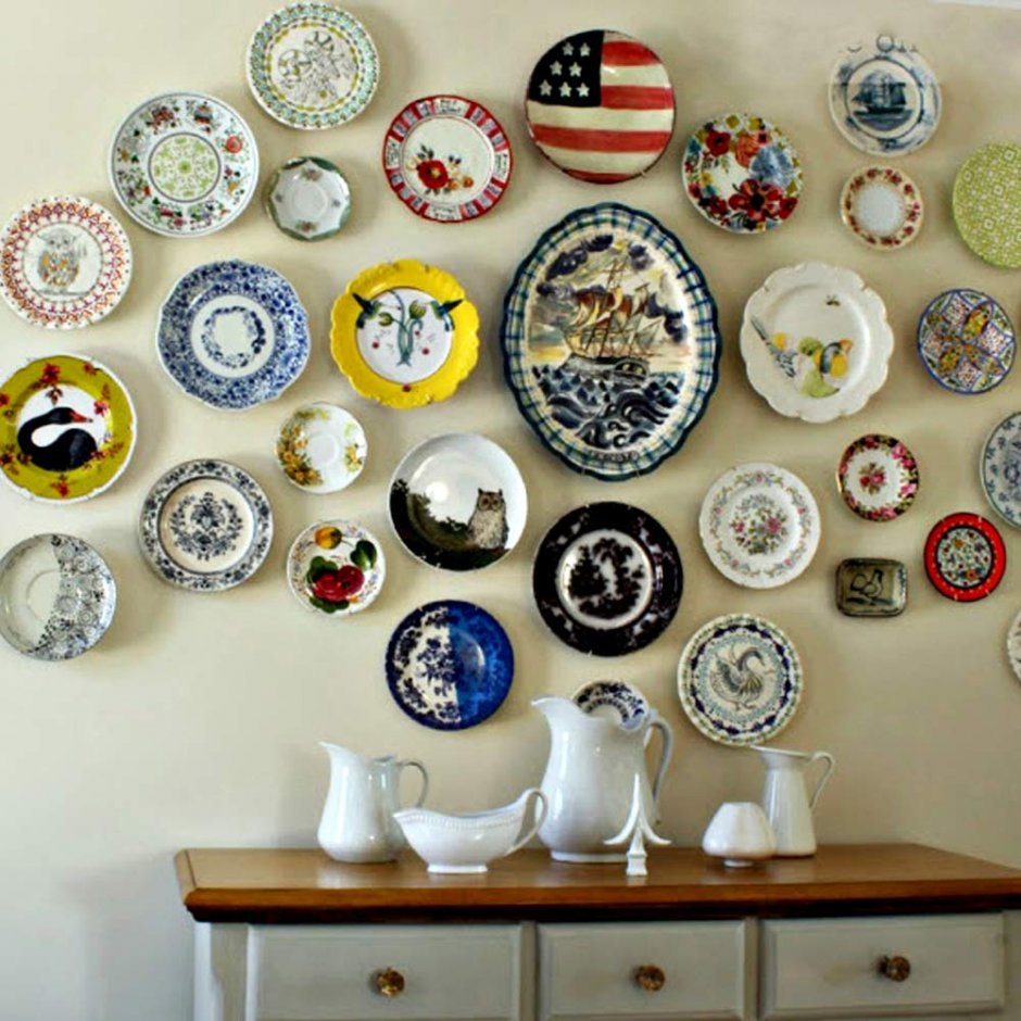 Сувенирные тарелки на кухню на стену