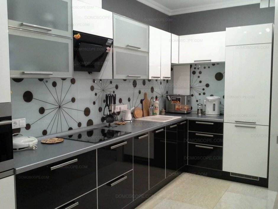 Кухня в бело черном цвете