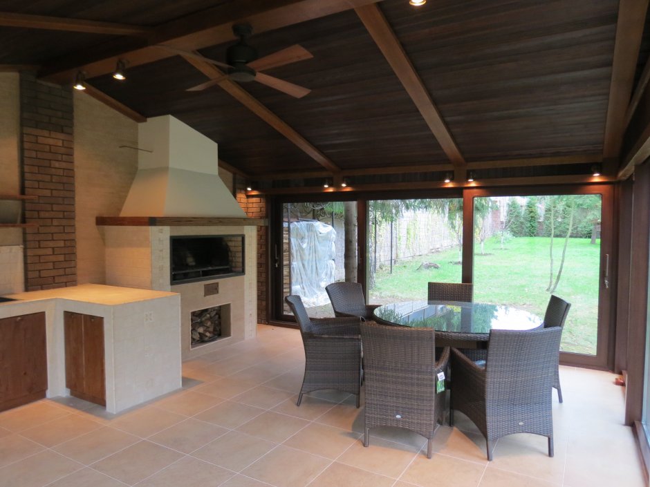 Летняя веранда с барбекю