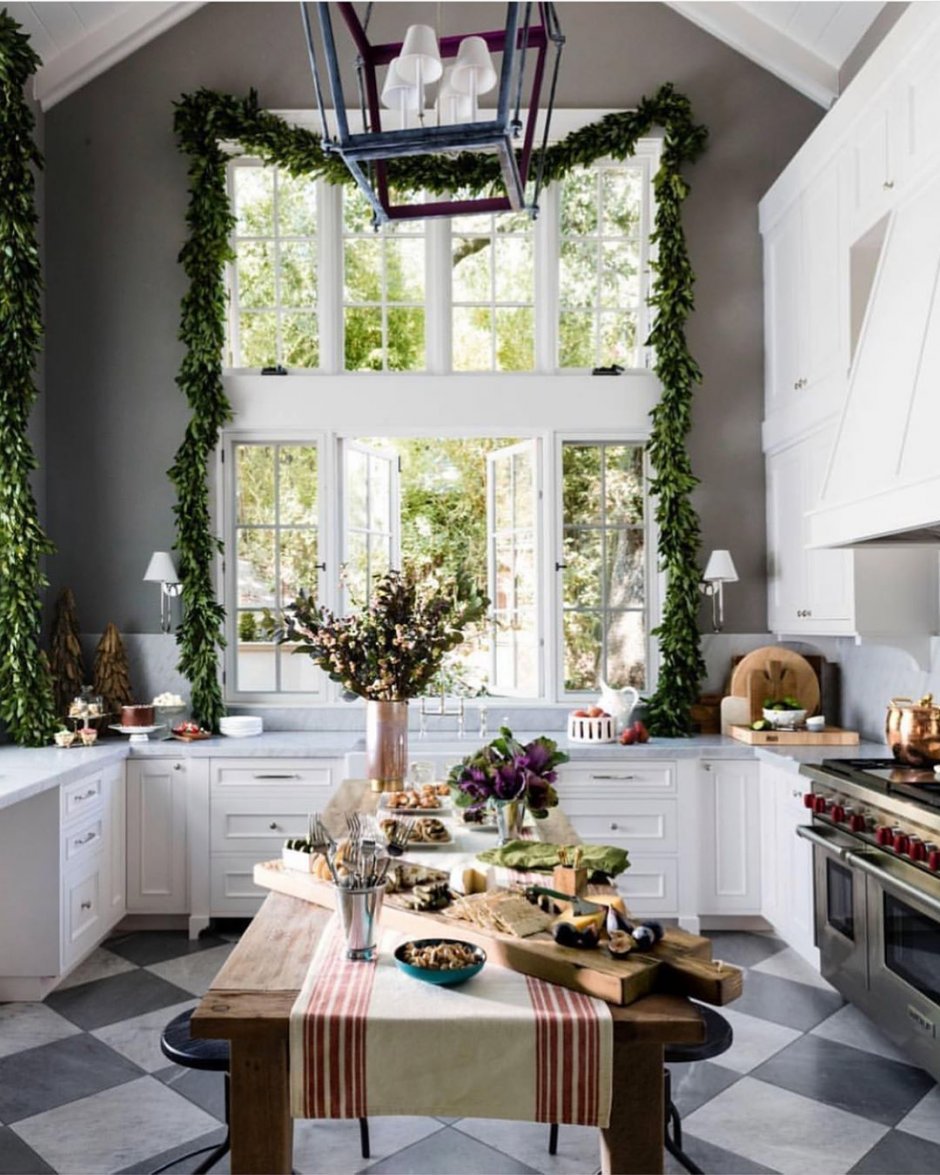 Кухня на веранде на даче