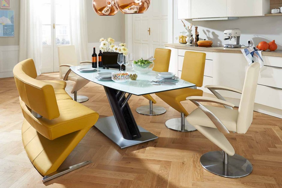 Столы необычной формы для кухни