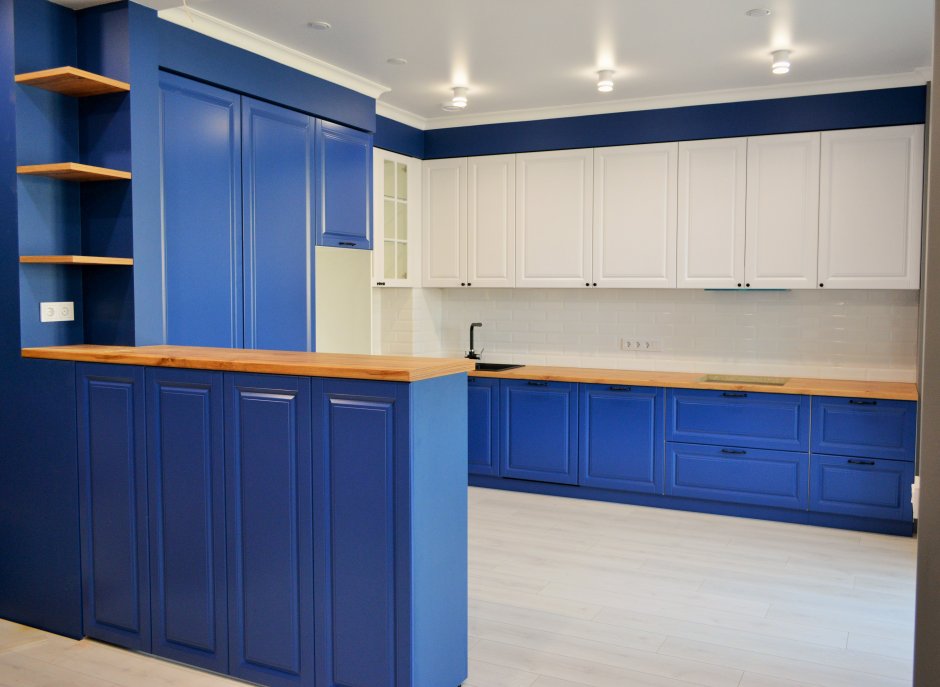 Кухня Egger синяя