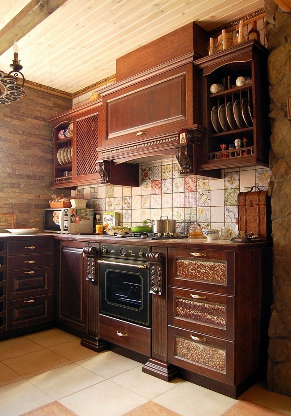 Красивые деревянные кухни