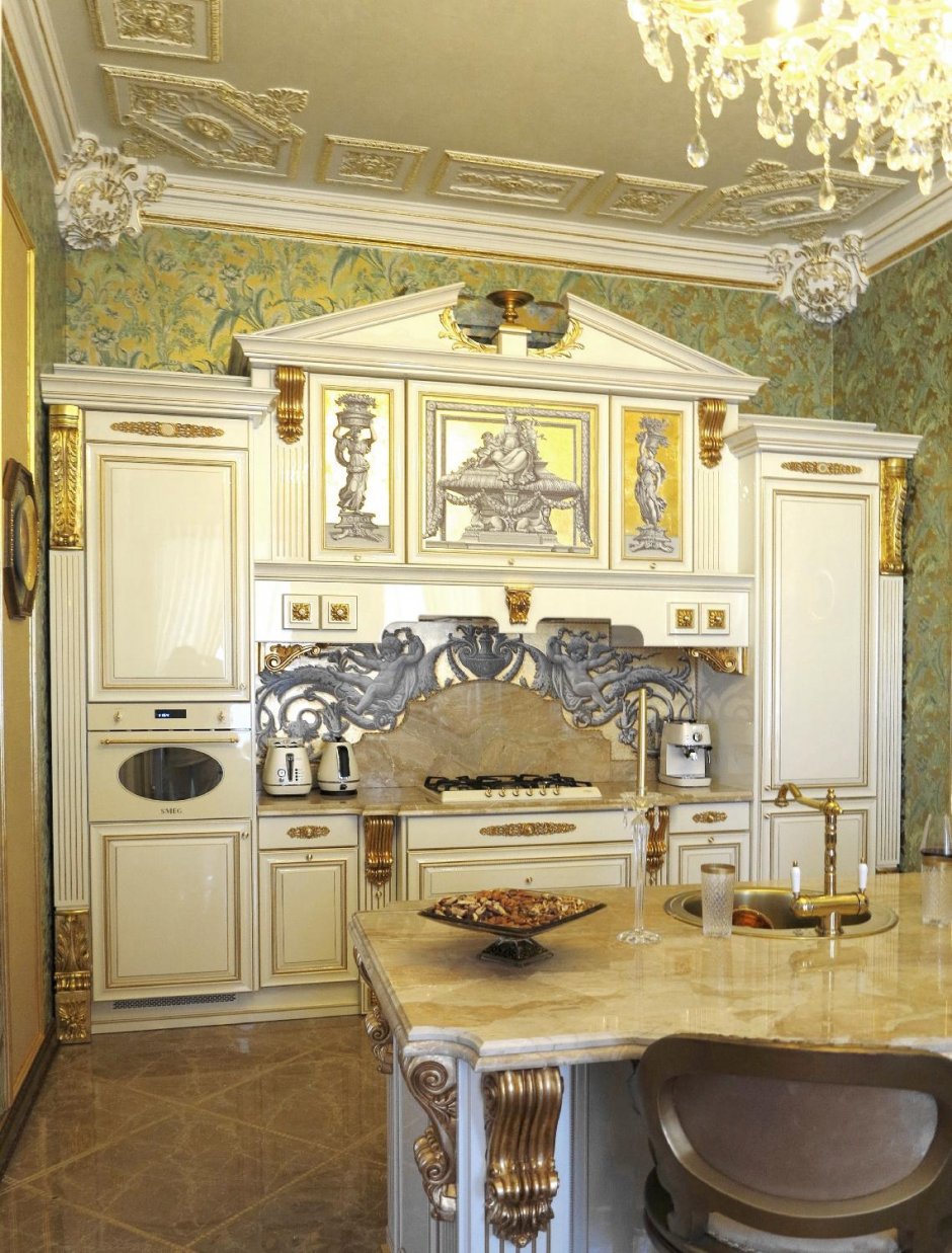 Кухни в дворцовом стиле и мрамор