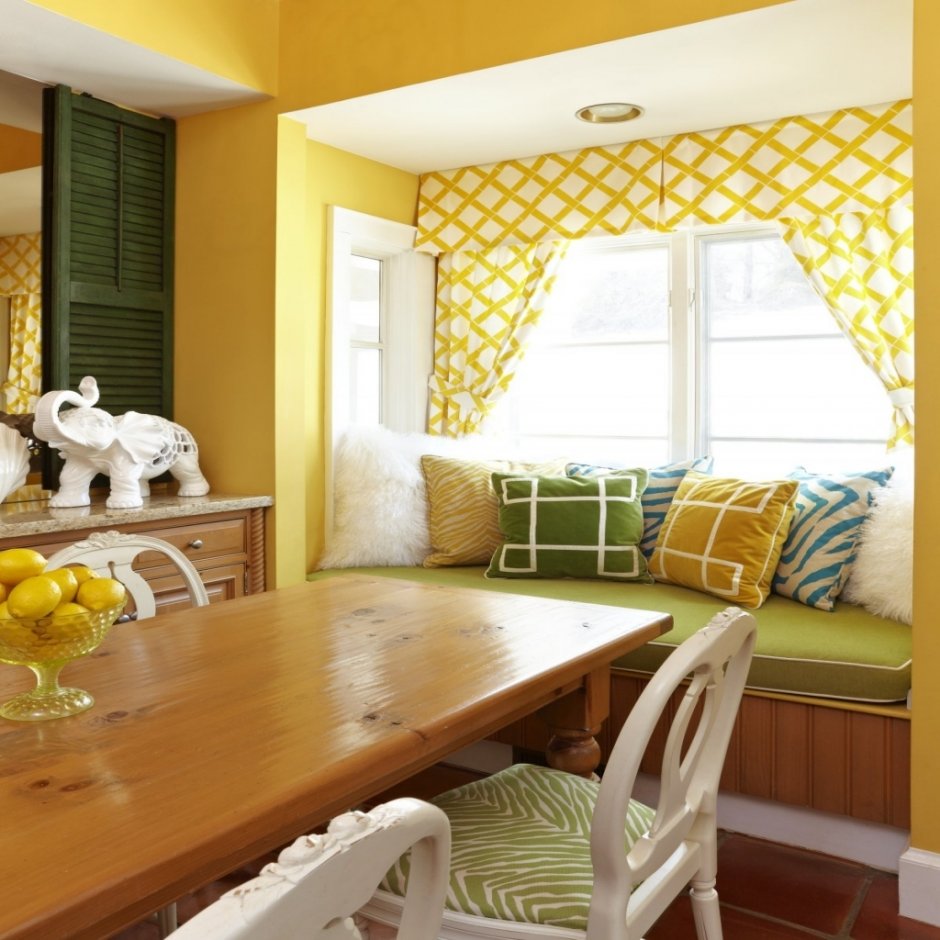 Желто зеленая кухня в интерьере