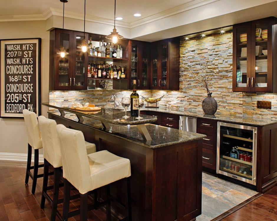 Барная стойка-стол для кухни-гостиной с отделкой декоративным камнем