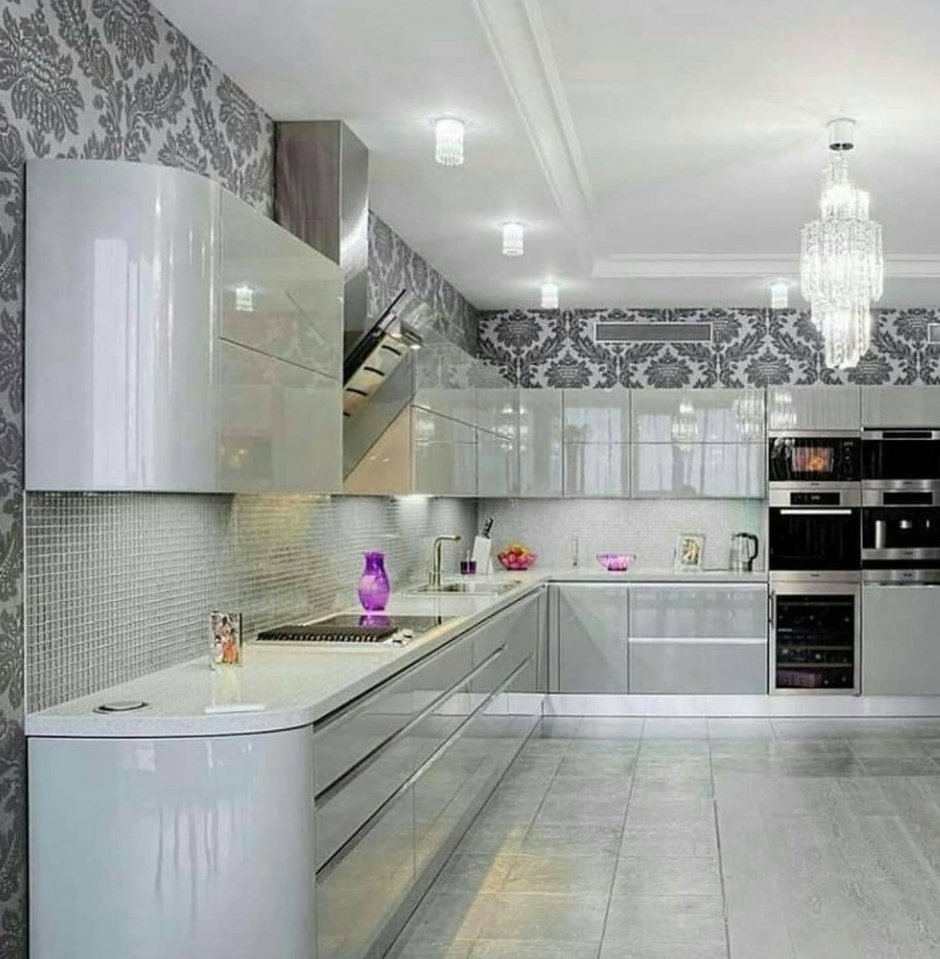 Белый кухонный гарнитур в современном стиле