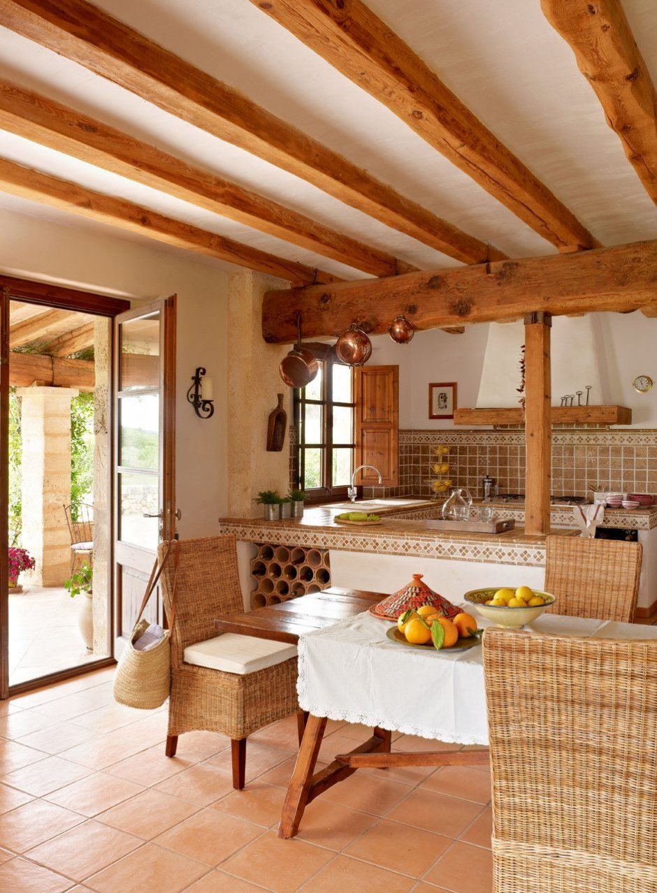 Летняя кухня в деревенском стиле