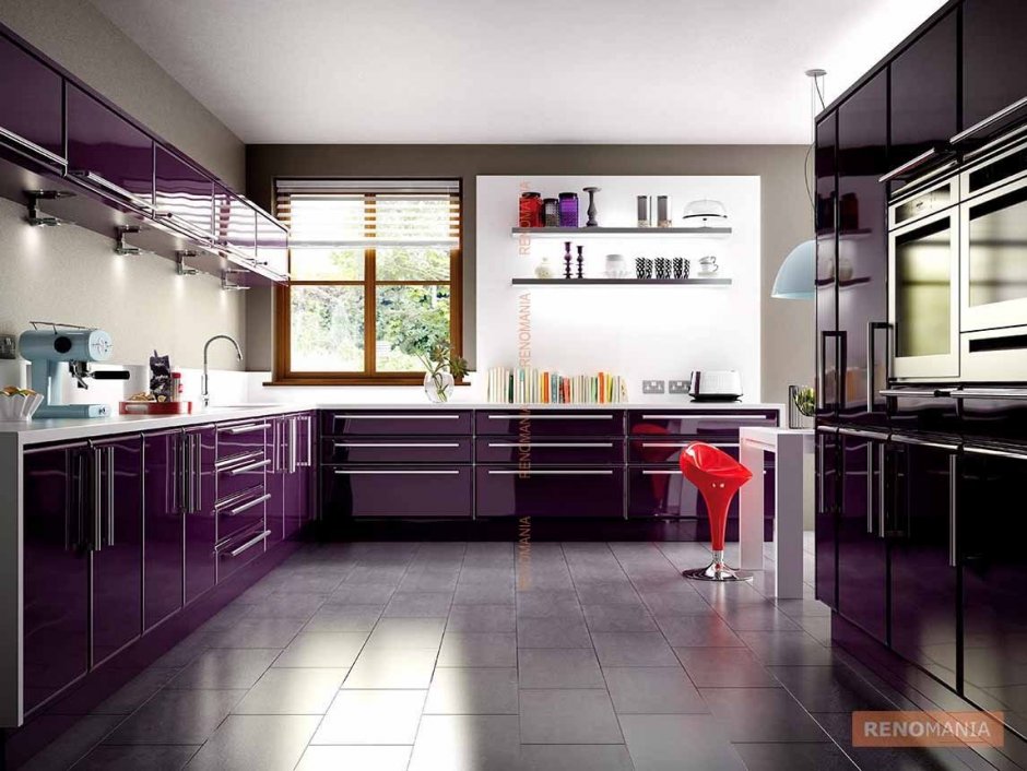 Стильная фиолетовая кухня