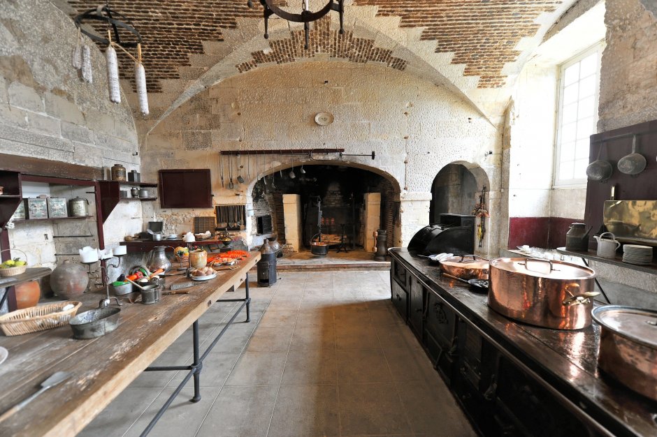 Старинные кухни в замках