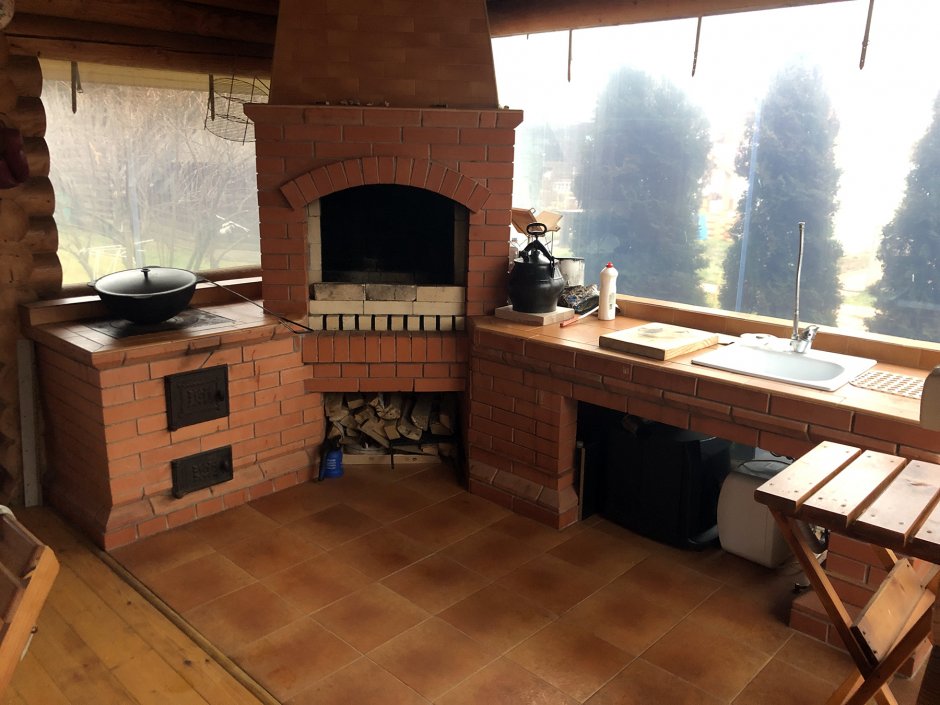 Летняя кухня на даче с печкой (33 фото)