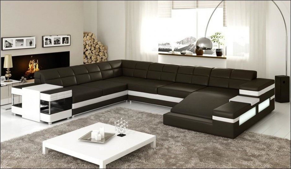 П-образный диван в интерьере гостиной
