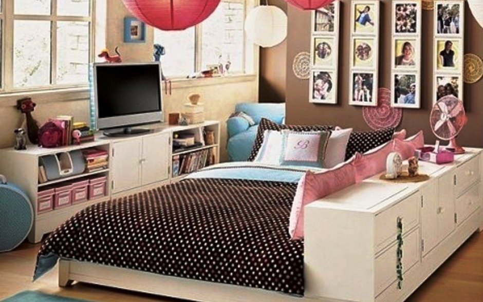 Красивая спальня для девочки подростка